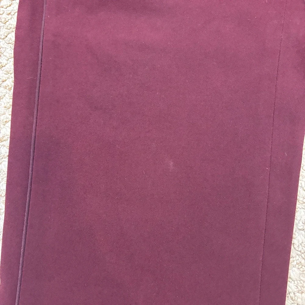 Ladies Club Monaco Brand Burgundy‎ Rounded Hem Trouser Pants Size 2 Cropped